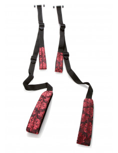 Huśtawka-SCANDAL OVER THE DOOR SWING