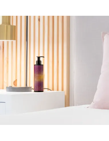 BodyGliss - Massage Oil and Lubricant in 1 Pornstar Martini - 150 ml
