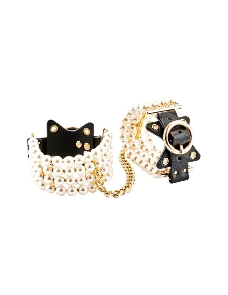 GUILTY PLEASURE SOIRÉE PEARL HANDCUFFS